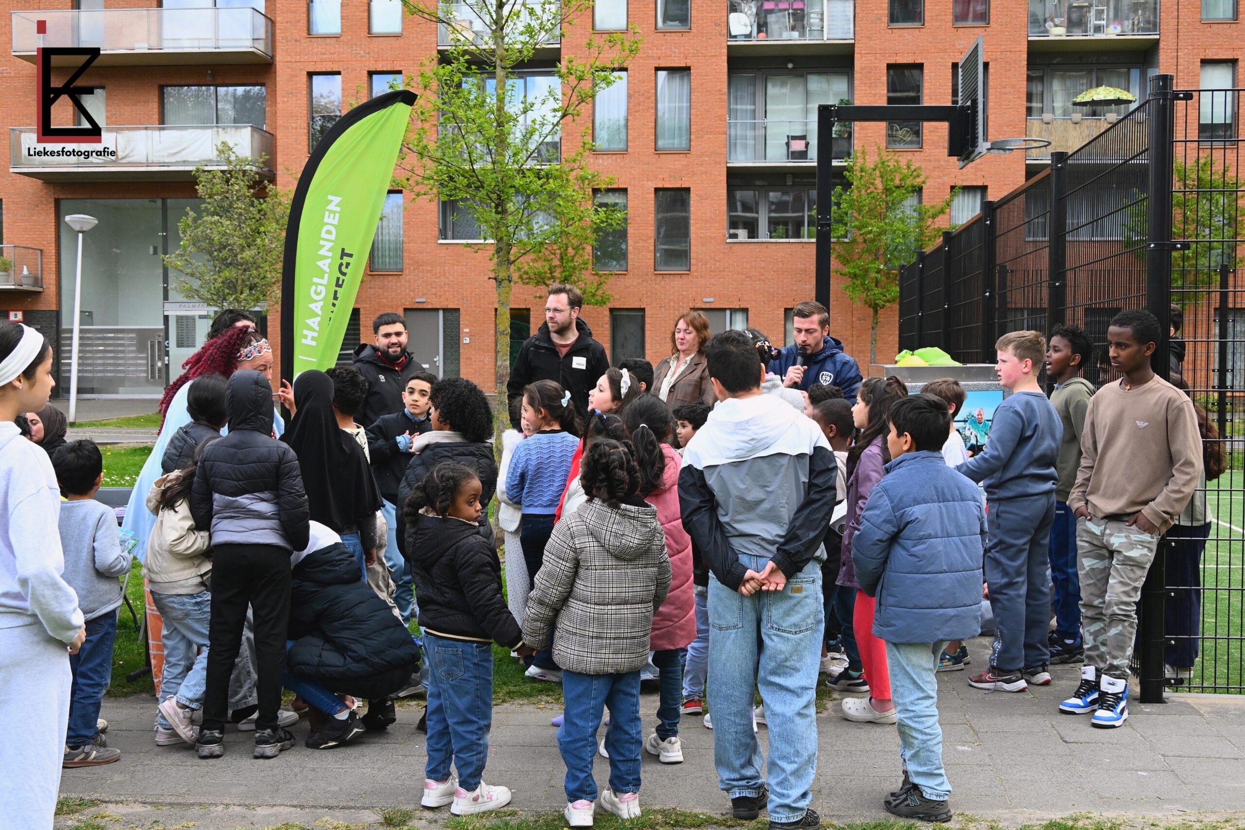 Sportbox voorhof opening